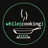 while.cooking profil logosu: kıvrımlı parantez ve filiz bulunan bir tava